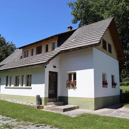Dobernigg Tatil Evi Sankt Jakob im Rosental